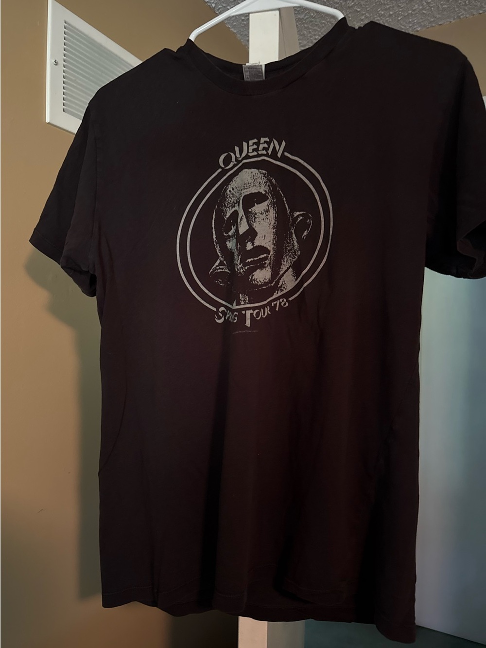 Queen Black Graphic Band Tee